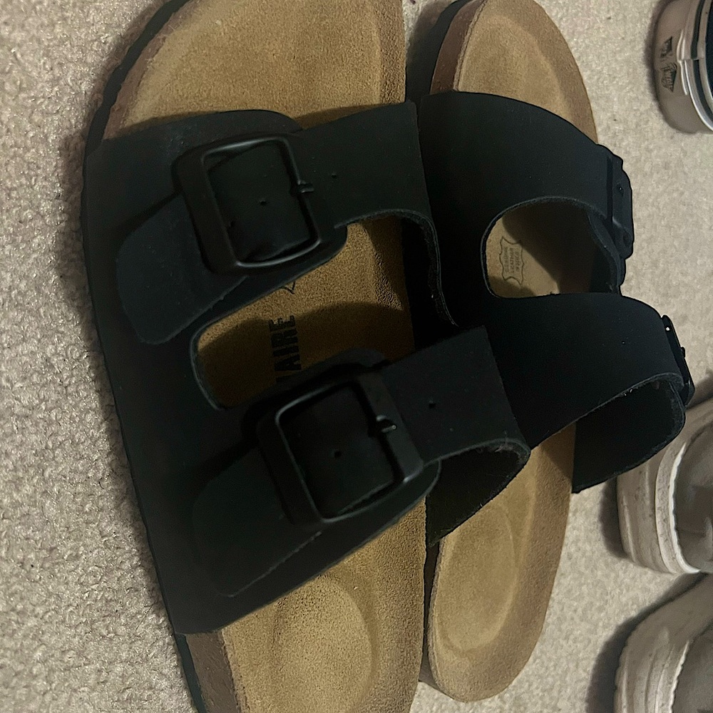 Cushionaire Sandals
